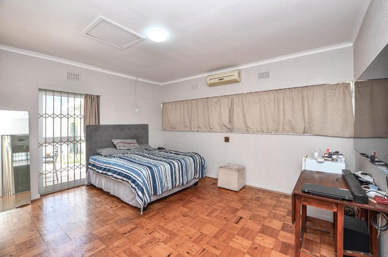 5 Bedroom Property for Sale in Parow North Western Cape
